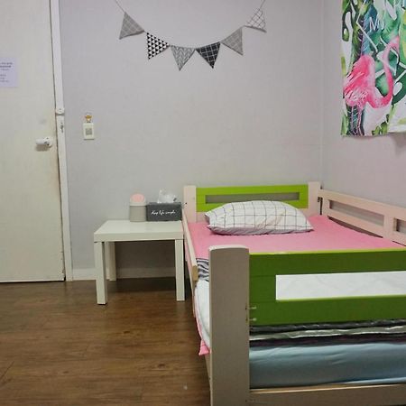 Tiara Guesthouse Сеул Экстерьер фото