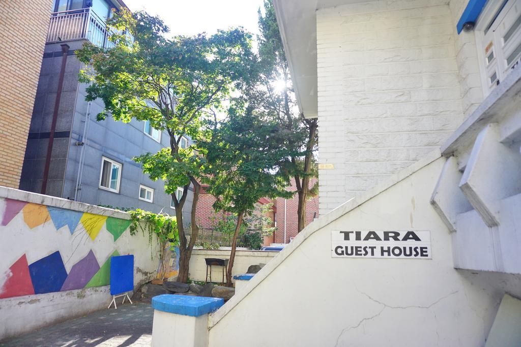 Tiara Guesthouse Сеул Экстерьер фото