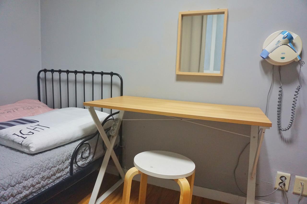 Tiara Guesthouse Сеул Экстерьер фото