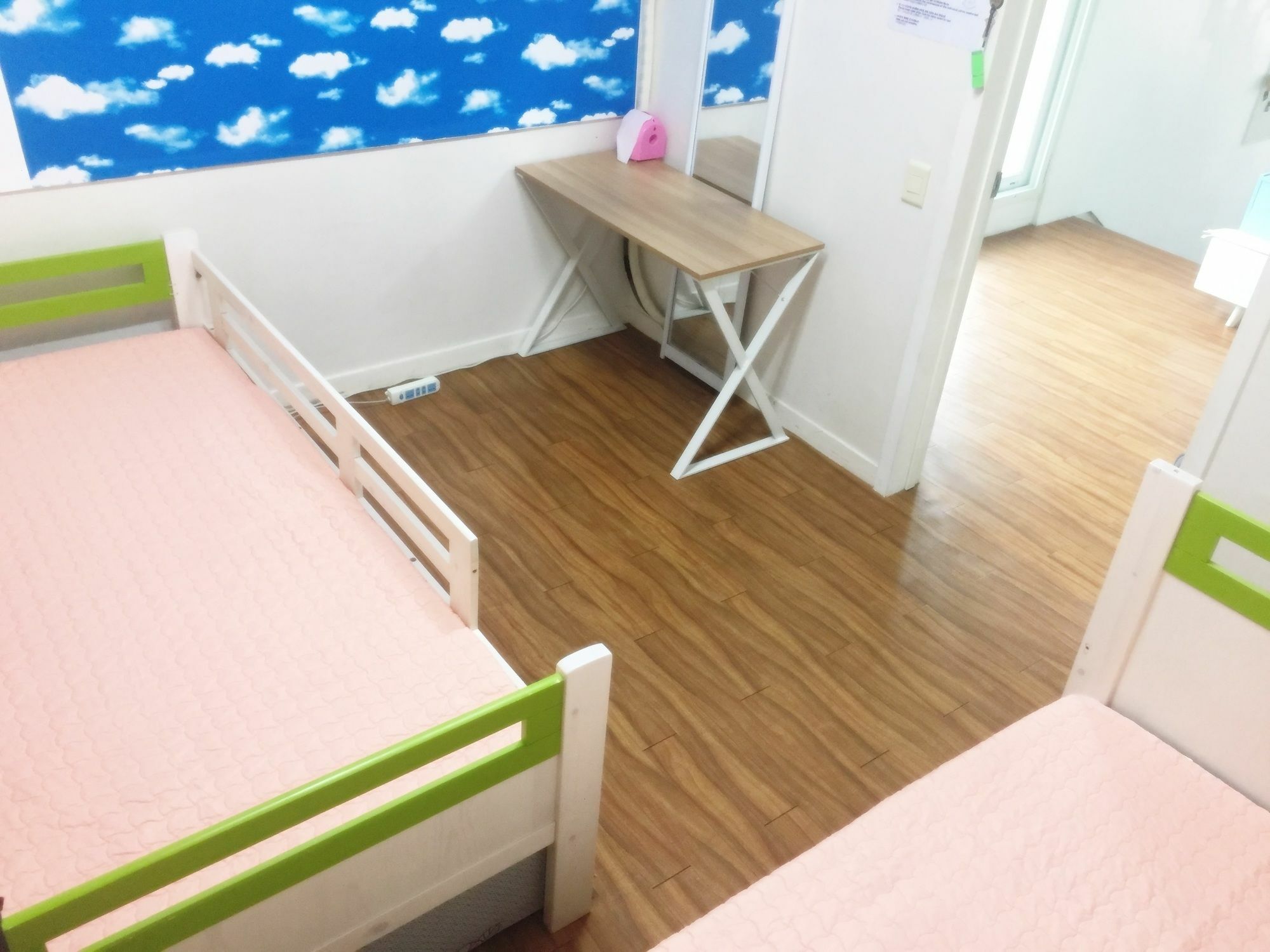 Tiara Guesthouse Сеул Экстерьер фото