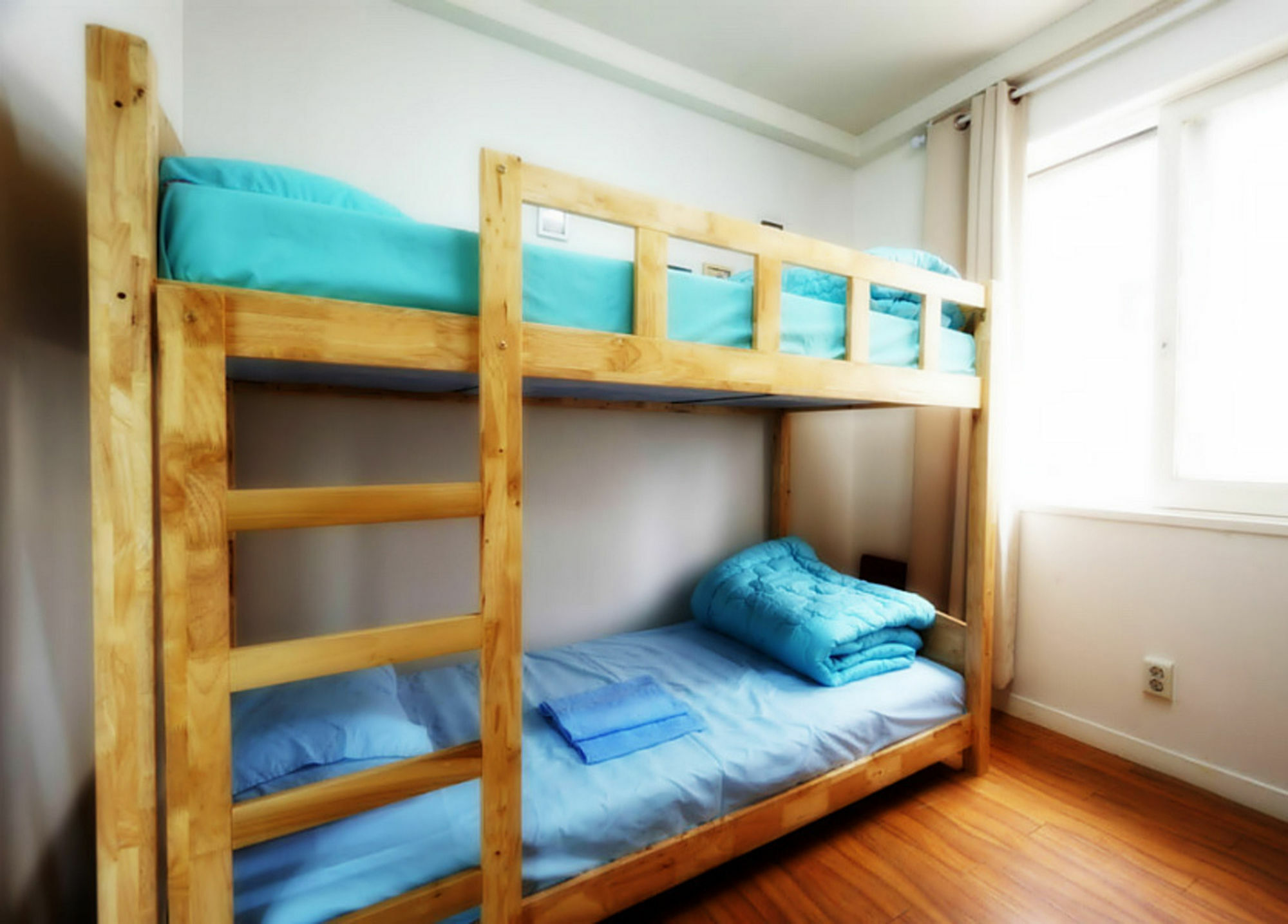 Tiara Guesthouse Сеул Экстерьер фото