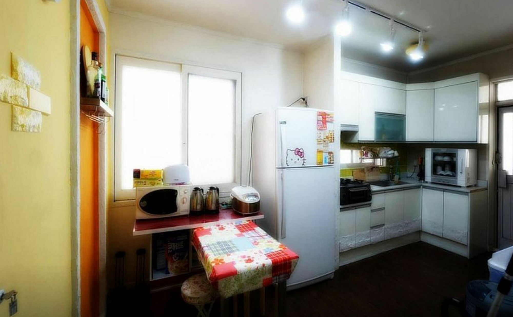 Tiara Guesthouse Сеул Экстерьер фото