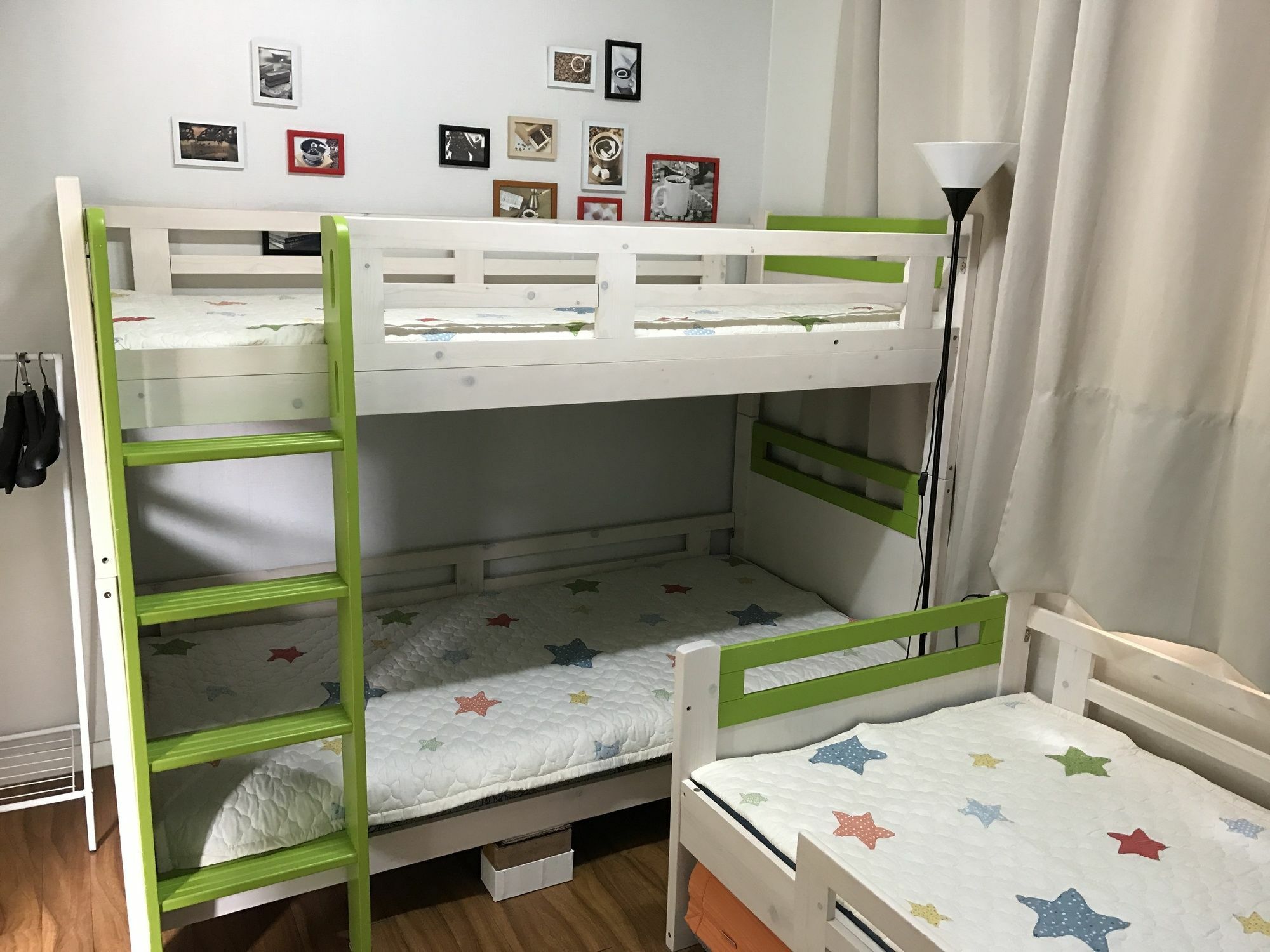 Tiara Guesthouse Сеул Экстерьер фото
